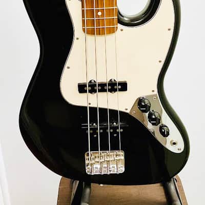 Fender Classic Series '60s Jazz Bass - Black image 2