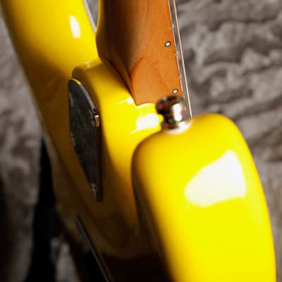 Fender Limited Edition American Ultra II HSS Stratocaster Grafitti Yellow image 11