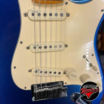 Fender   American Ultra Stratocaster Cobra Blue image 5