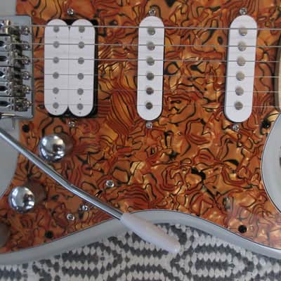 ~Cashified~ Kramer Strat-Style Pewter Rock 'n' Roller image 3
