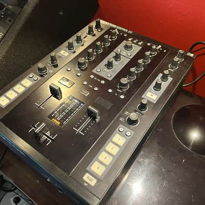 Native Instruments Traktor Kontrol Z2 image 2