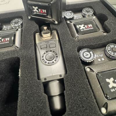 Xvive U4R4 Wireless In-Ear Monitoring System 2010s - Black image 3