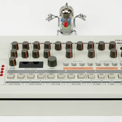 Roland TR-09 Boutique Rhythm Composer Synthesizer + Top Zustand + Garantie image 4