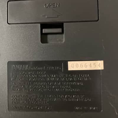 Yamaha PortaSound PSS-80 1989 - Black image 4