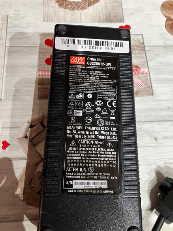 Avid S6 power supply image 1
