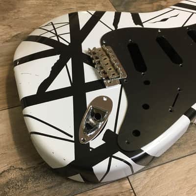 Made to Order - FRANCHIN Mercury guitar body EVH REPLICA Relic Aged Black/White 100% Nitro Lacquer Alder Stratocaster-Strat-S-Style Made in Italy image 6