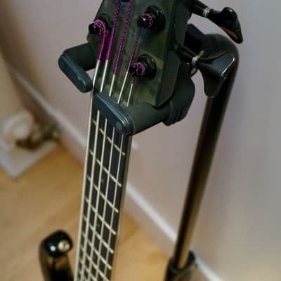 Modulus Quantum 5 Thru-neck Bass 2001 Black image 5