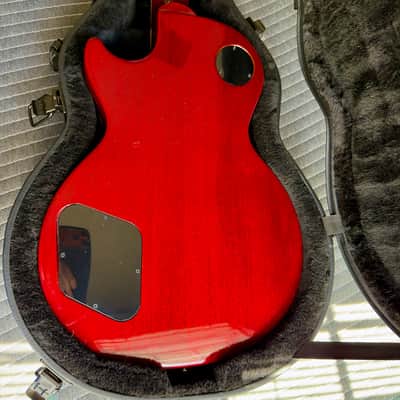 Gibson Les Paul Classic 2019 - Present Translucent Cherry image 3