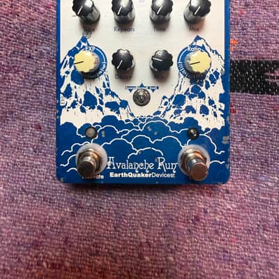 EarthQuaker Devices Avalanche Run Stereo Reverb & Delay with Tap Tempo v2 2018 image 1