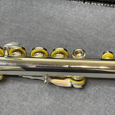 Yamaha  YFL-282 Standard Open Hole Flute with Case image 4