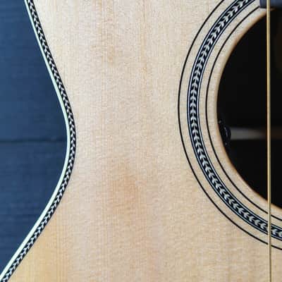 Roberts Luthiery 000 12-Fret Brazilian Rosewood / Aged Sitka w/ K&K Pure Mini Pickup image 17