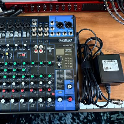 Yamaha MG10XU 10-Channel Analog Mixer 2016 - Present - Black image 5
