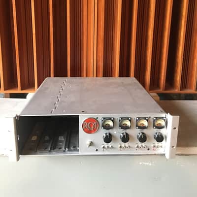 RCA BA 31 31a 31b 4 ch microphone preamp rack with PSU image 1