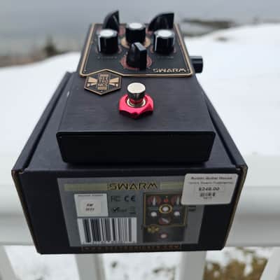 Beetronics Swarm Royal Series Fuzz | Reverb