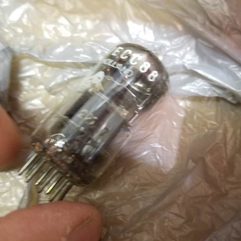Amperex ONE (1) 6DJ8 AT1000 Weak Vacuum Tube Heerlen Large Halo Getter GA3 GA4 GA6 GA7 Bugle Boy T3 ECC88 dual triode 1959-1962 image 1
