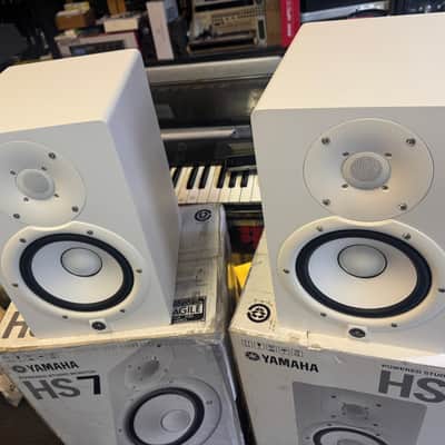 Pair Yamaha HS7 White 6.5" Powered Studio Monitors HS 7 W  MINT //ARMENS// image 3