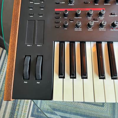 Dave Smith Instruments Pro 2 44-Key Monophonic / Paraphonic Synthesizer 2014 - 2018 - Black with Wood Sides image 2