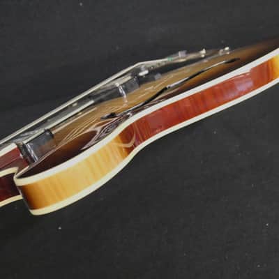 Hofner Verythin HCT-500/7-SB Contemporary Series Short Scale Bass Guitar Super Slim SUPER Flame image 8