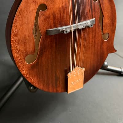 Kentucky KM-606 Standard F-Style Mandolin Walnut Stain w/ Soft Case (669) image 3