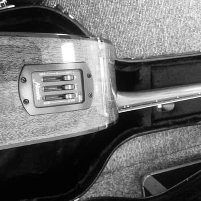 Alvarez RD8C Acoustic Electric Guitar in Very Good Condition. OHSC. $199 Weekend Special image 8