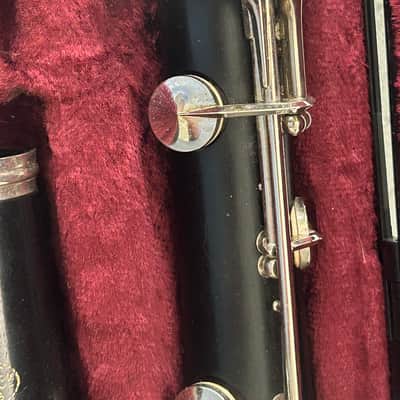Buffet Crampon E11 Intermediate Bb Clarinet Black image 4