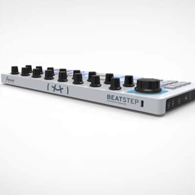Arturia BeatStep | MIDI & CV controller with 16 step sequencer, presets, pads & encoders, with included software image 4