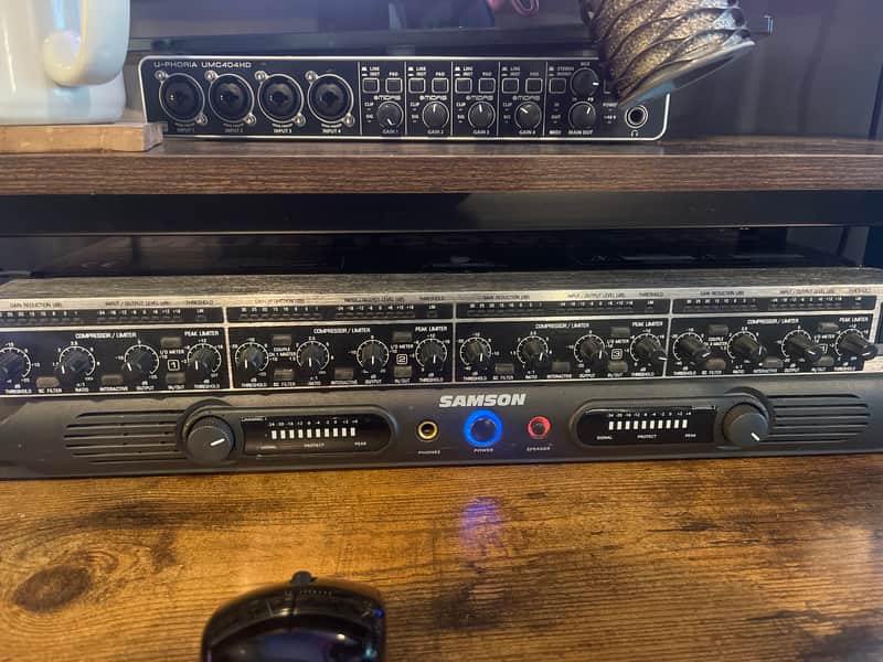 Behringer Multicom Pro MDX4400 4-Channel Audio Interactive Dynamics Processor image 1
