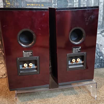 Philips Philips MCD908 speakers are 3-way, bass-reflex bookshelf speakers 90s  - Redwood image 9