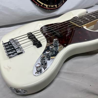 Sire Marcus Miller V7 5-String J-Style Electric Bass image 17