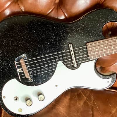 Silvertone 1448 With Case Amp 1962 - 1967 - Black image 2