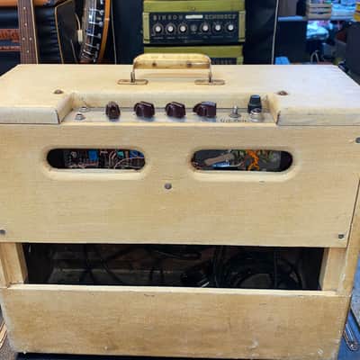Gibson 1960 GA-8T Discoverer  1960 - White Tolex image 3