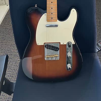 Fender Vintera II '50s Nocaster with Maple Fretboard 2023 - 2026 - 2-Color Sunburst, w/SKB molded hybrid case image 1
