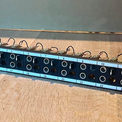 ADC Switched Patch Bay image 10