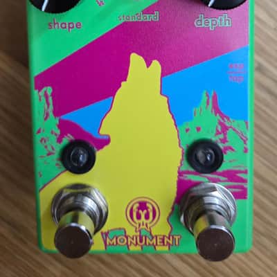 Walrus Audio Monument Harmonic Tap Tremolo V2 Limited Edition Neon 2020s - Neon Green image 2