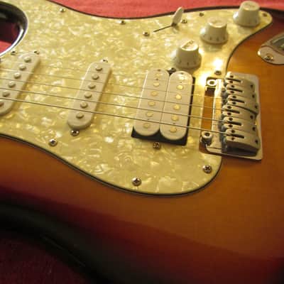Optek Fretlight 400 Series strat-Style Electric guitar - 3 tone sunburst with cables image 15