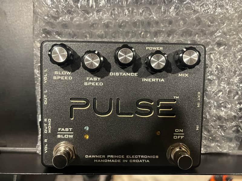 Dawner Prince Pulse Revolving Speaker Emulator 2021 - Black image 1