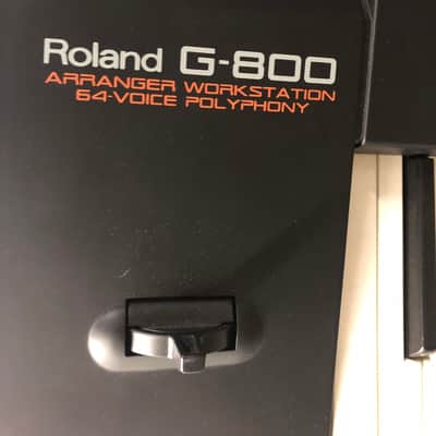 Roland G-800 Arranger Workstation 64-Voice Polyphony Synthesizer