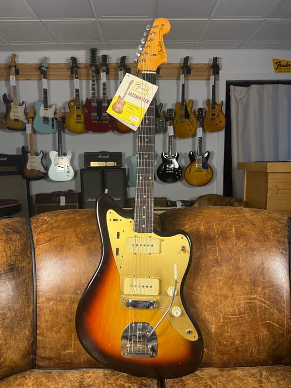 Fender Jazzmaster 1959 - Sunburst with Gold Anodized Pickguard - OHSC - Ex. Brian Fallon