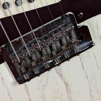 Fender American Standard FSR Rustic Ash Stratocaster 2013 - Olympic White image 7