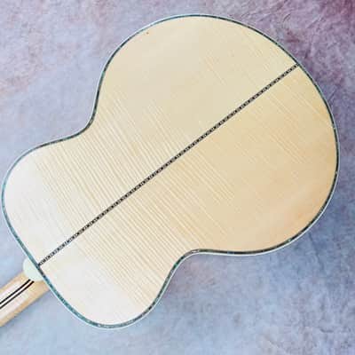 Gibson Custom SJ-200 Vine Acoustic Guitar 2004 - Natural image 15