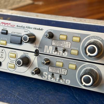 AKAI MFC42 Analog Filter Module | Reverb