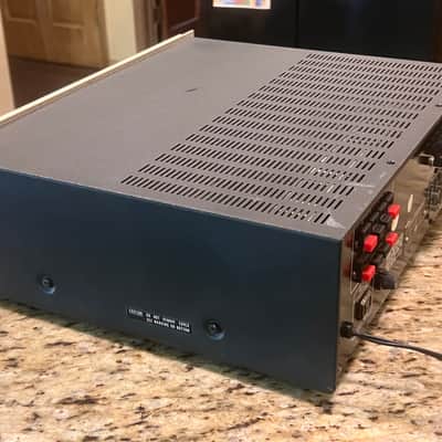 Marantz 1530 Vintage AM FM Stereo Receiver (Serviced)(Sweet) 1978 image 18