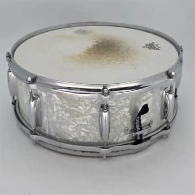 Used Vintage Gretsch Snare Drum White Marine Pearl - Fair image 6