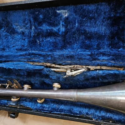 Cavalier Elkhart metal clarinet, USA, Silver-finish, functional, complete. image 9