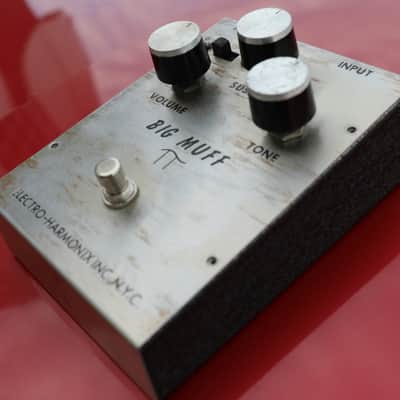 Electro-Harmonix Big Muff Pi V1, Triangle 1966 pots - Silver image 3