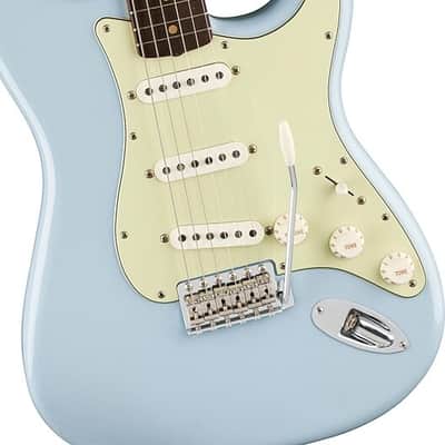 Fender Limited Edition Vintera II Road Worn '60s Stratocaster Rosewood Fingerboard Sonic Blue image 4