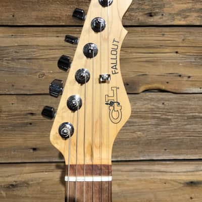 G&L Fallout - Vintage White image 5