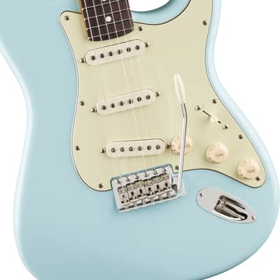 Fender Limited Edition American Professional Classic Stratocaster featuring the Fender Silent System, Rosewood Fingerboard, Daphne Blue image 3
