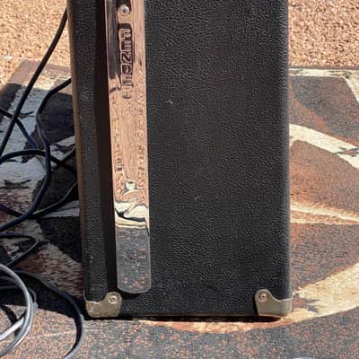 Fender "Custom" Vibrolux Reverb 40-Watt 2x10" Guitar Combo 1996 - 2013 - Black image 17