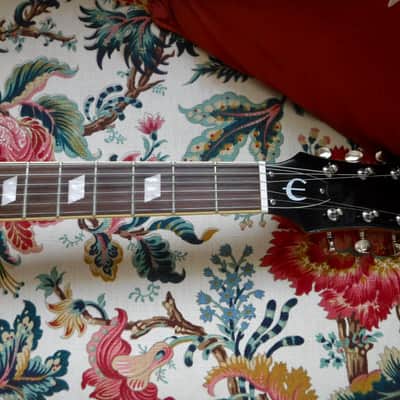 2006 Epiphone Casino w/ Hardshell case - Made in Korea - Excellent image 13